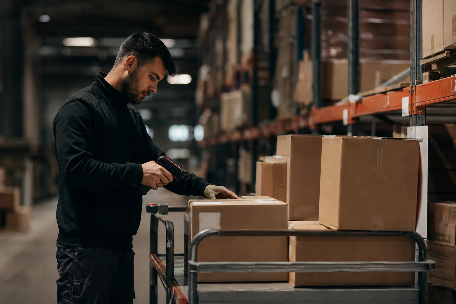 Préparateur de Commandes dans son environnement de travail